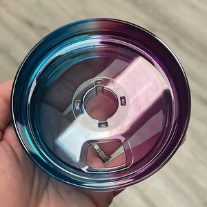 Stanley Quencher 30oz custom dyed lid! Black Chroma!